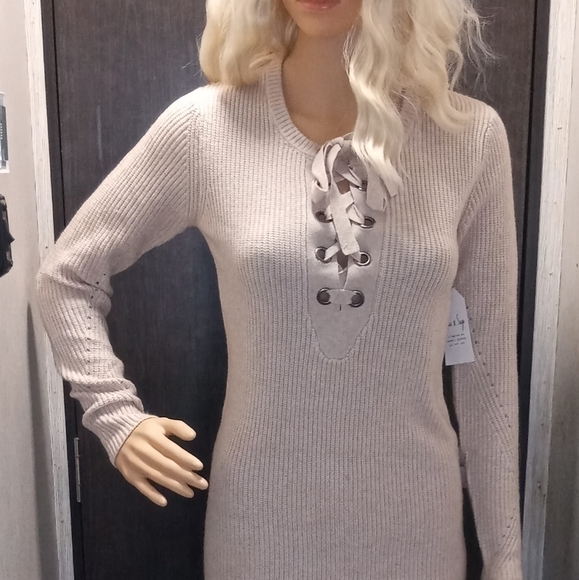 NWT Sadie & Sage Taupe Lace Up Sweater Dress S - Picture 4 of 10